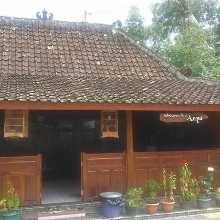 Homestay Arya Mangunan Bantul Extérieur photo