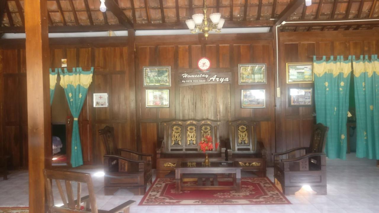 Homestay Arya Mangunan Bantul Extérieur photo
